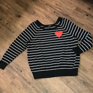 Heart sweater ❤️